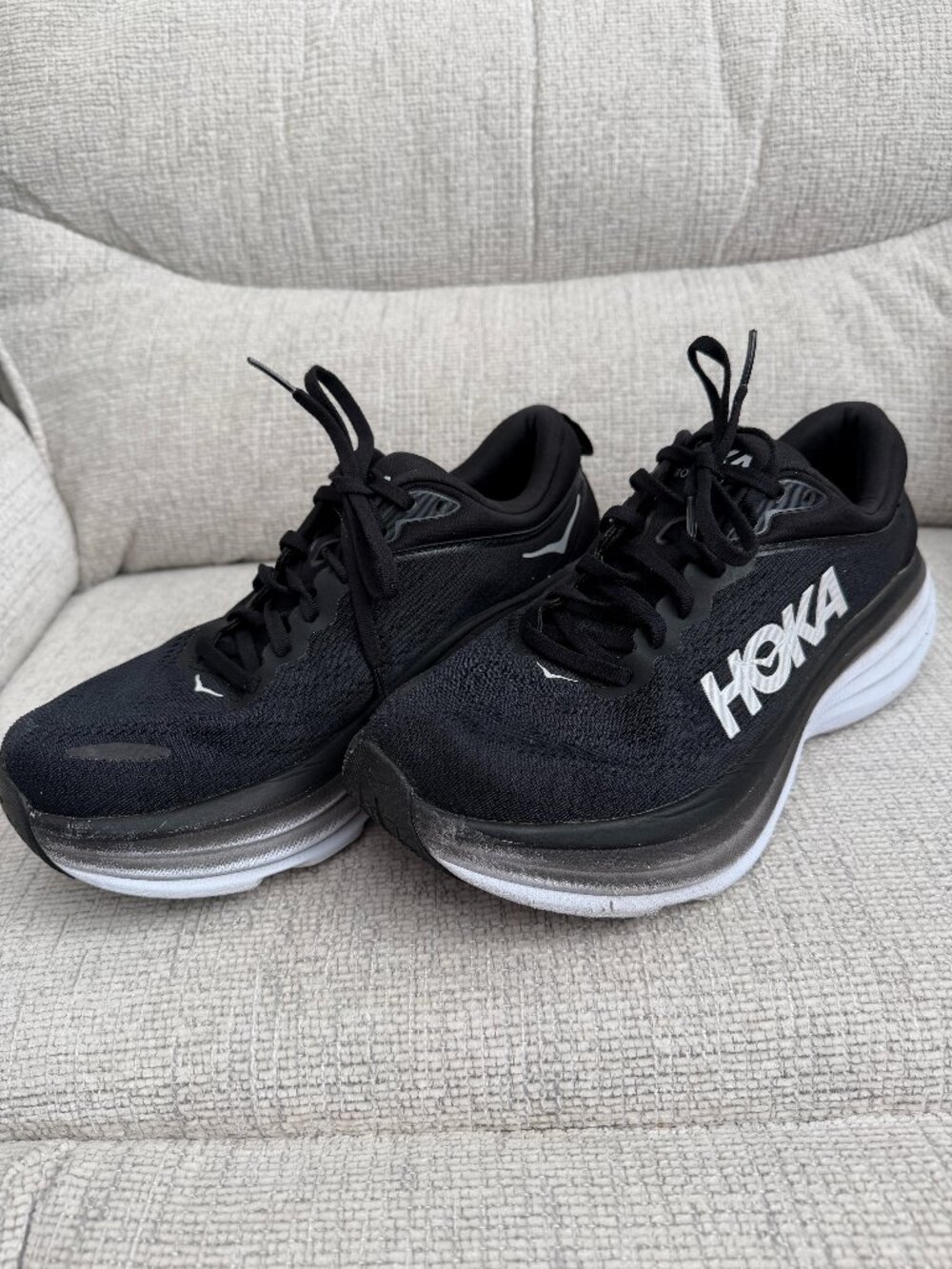 Hoka Bondi 8 Mens 8 Black White Running Shoes Max Cushion Walking Sneakers